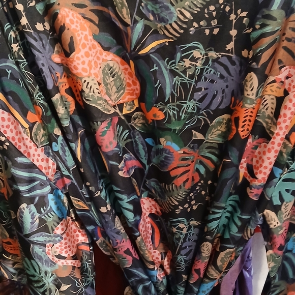 World Market Silky Robe - Picture 7 of 7